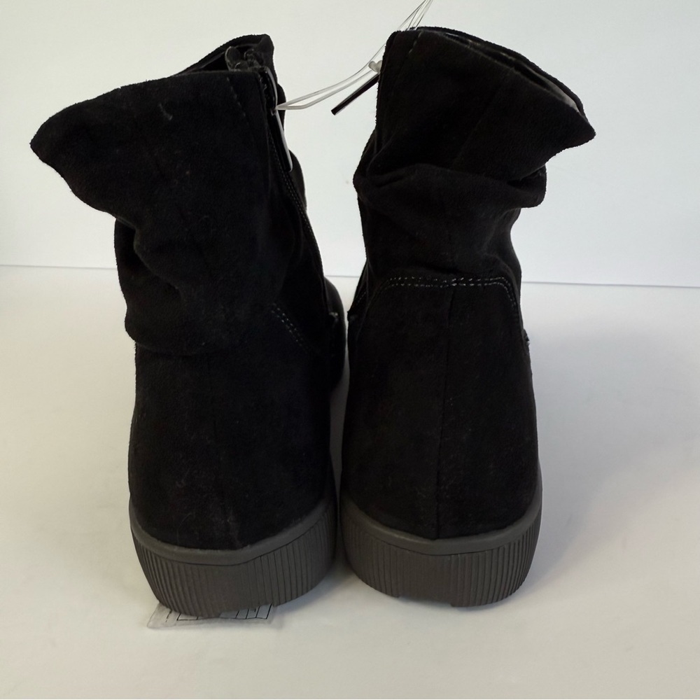 IMPO Women’s Black Suede Ankle Boots - Picture 6 of 9